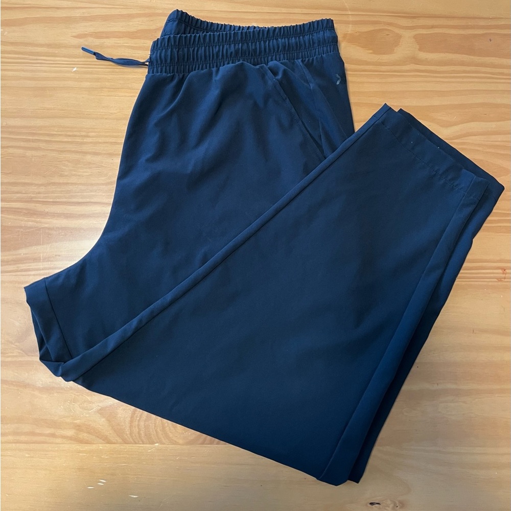 Women’s Stretch Woven High- Rise Taper Pants- All in Motion- BLACK XXL